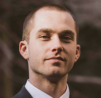 Thomas Whitfield, obchodní analytik a odborník na trh s kryptoměnami, portrét